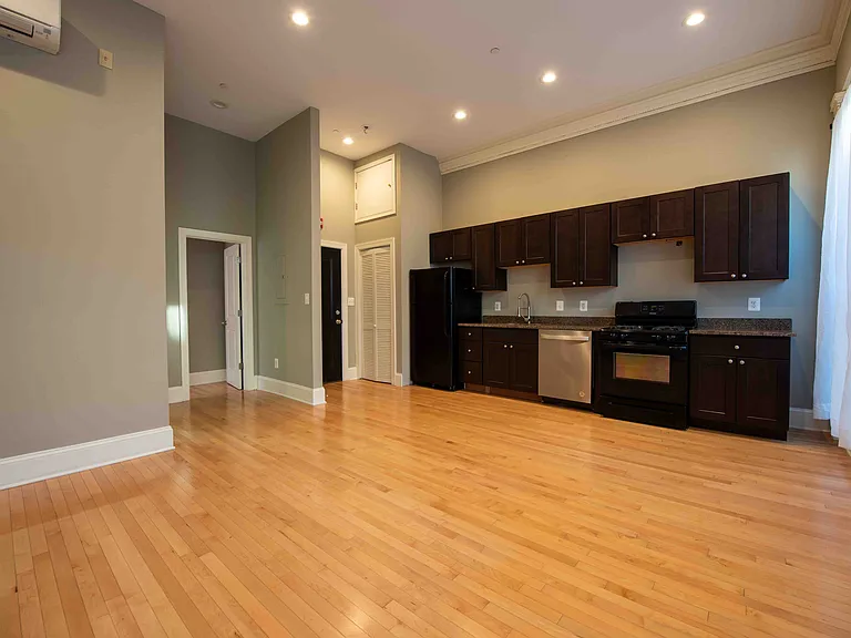 804 Saint Paul St #2F — Photo 7