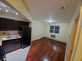 35-32 10th St #2, Astoria, NY