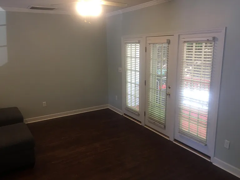 2210 Trailwood Valley Cir — Photo 3