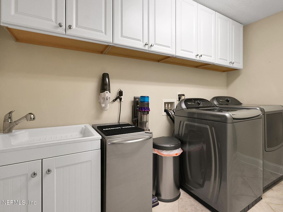 2nd image of 4645 MAPLE LAKES Drive
