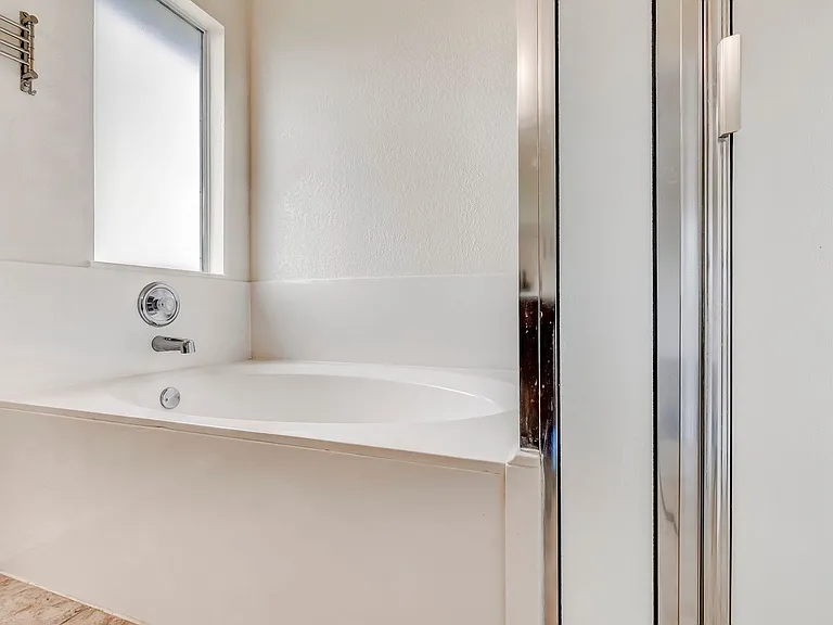 4411 Causeway Ct — Photo 22