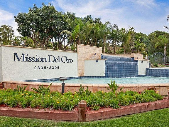 Mission Del Oro Complex