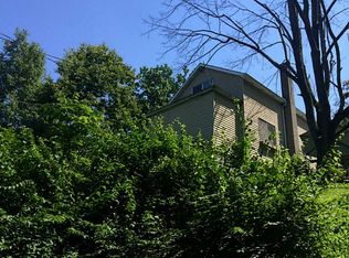 273 Mecklem Ln, Ellwood City, PA 16117