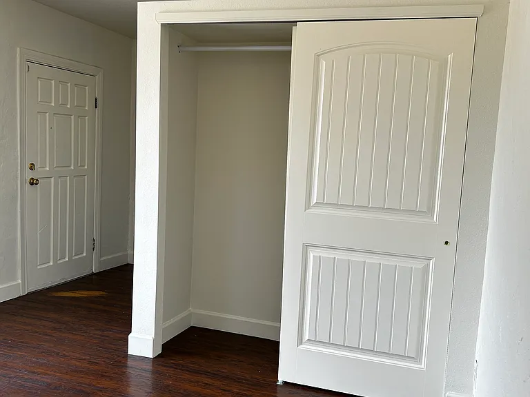 4406 La Luz Ave — Photo 48