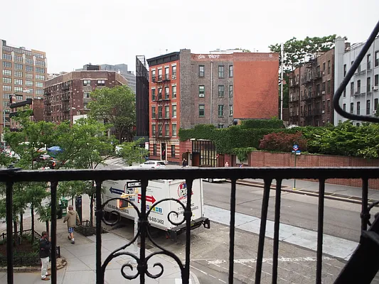 Rented by NY Home & Living Inc. | media 26