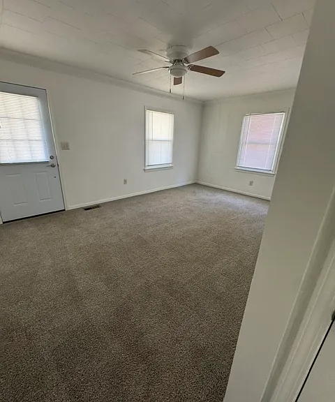 2622 Sunnyside Ave — Photo 2