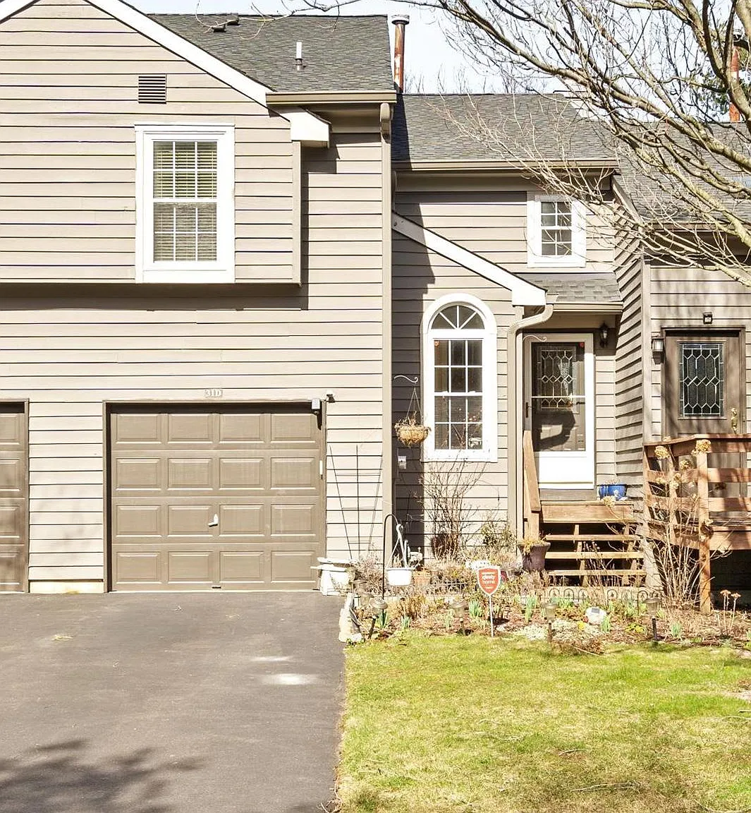3 bed, 2.5 bath, 1569 sqft, $3,500 — Photo 1