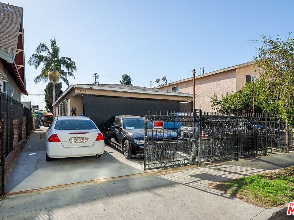 1st image of 712-714 W 40th Pl
