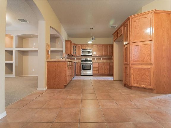 5th image of 748 Paseo Sereno Dr