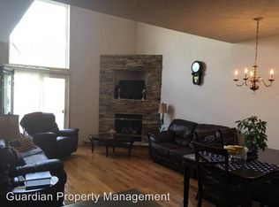6846 Meadow Grass Ln S, Cottage Grove, MN 55016