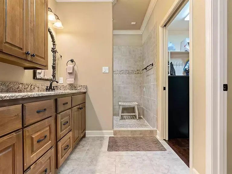 49 Panorama Dr — Photo 18