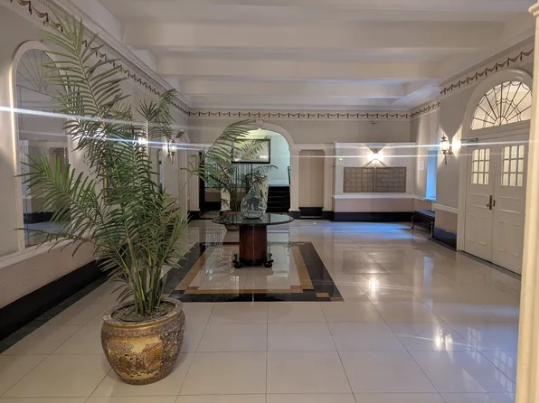 45 Kew Gardens Road image 1 of 11