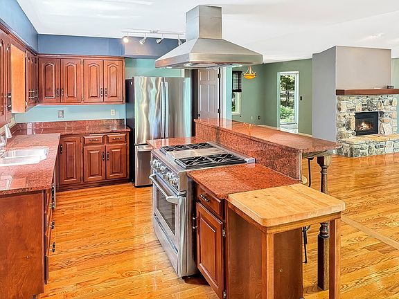 5th image of 8008 Solitude Ln Unit 8