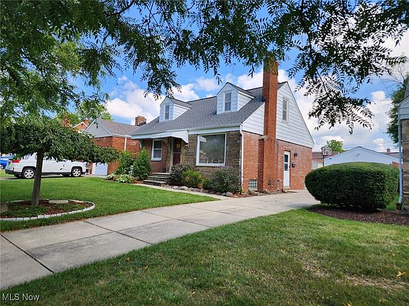 2nd image of 1609 Temple Ave
