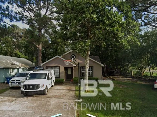437 Palmetto Ct, Gulf Shores, AL 36542