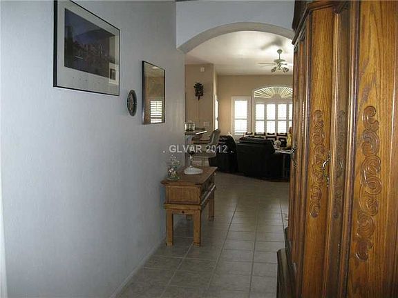 3rd image of 4720 Verdet St