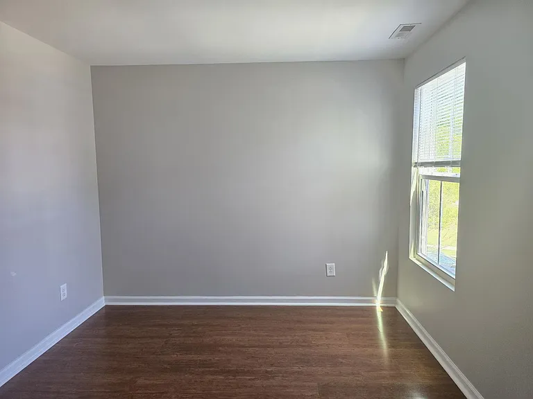 1728 Joseph Hewes Ct — Photo 15