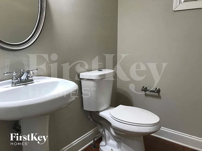 531 Garden View Ct — Photo 9