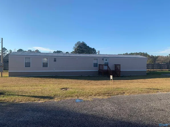 76 Coley Rd, Glencoe, AL 35905