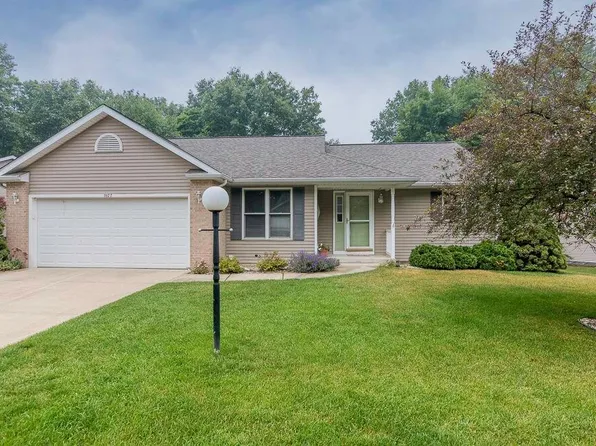 9673 Sterling Oaks Dr, Portage, MI 49002