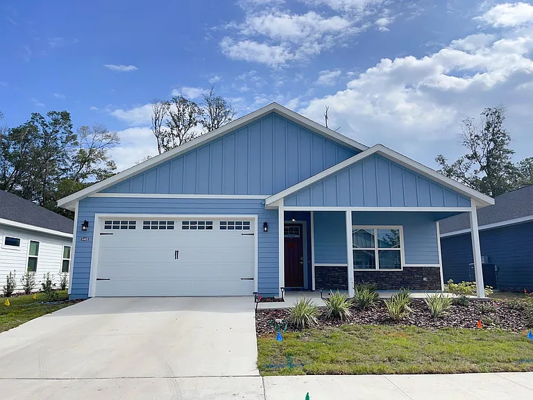 1455 SW 66th Way — Photo 1