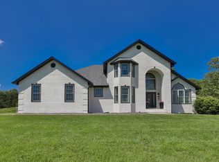 295 Headwaters Dr, Marshfield, MO 65706