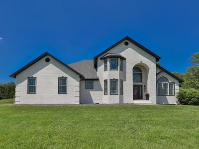 295 Headwaters Drive, Marshfield, MO, 65706