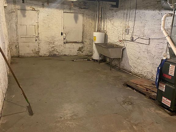 2nd image of 3639 Glenway Ave