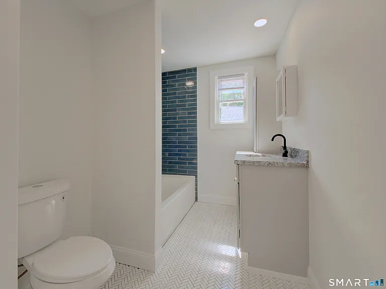 16 Benham Rd #C — Photo 4