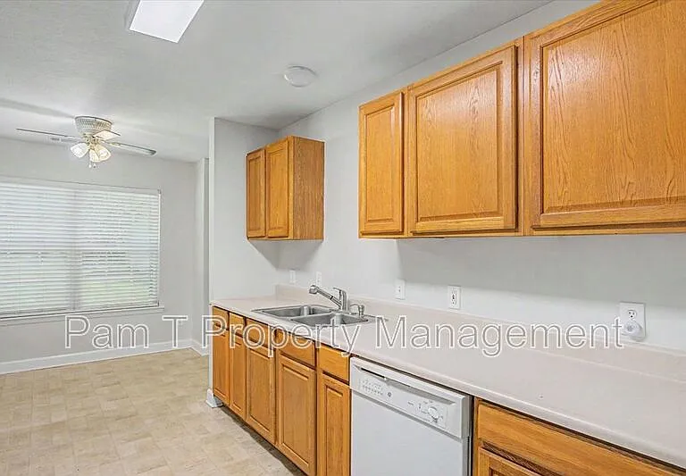 2305 Spivey Ave — Photo 21