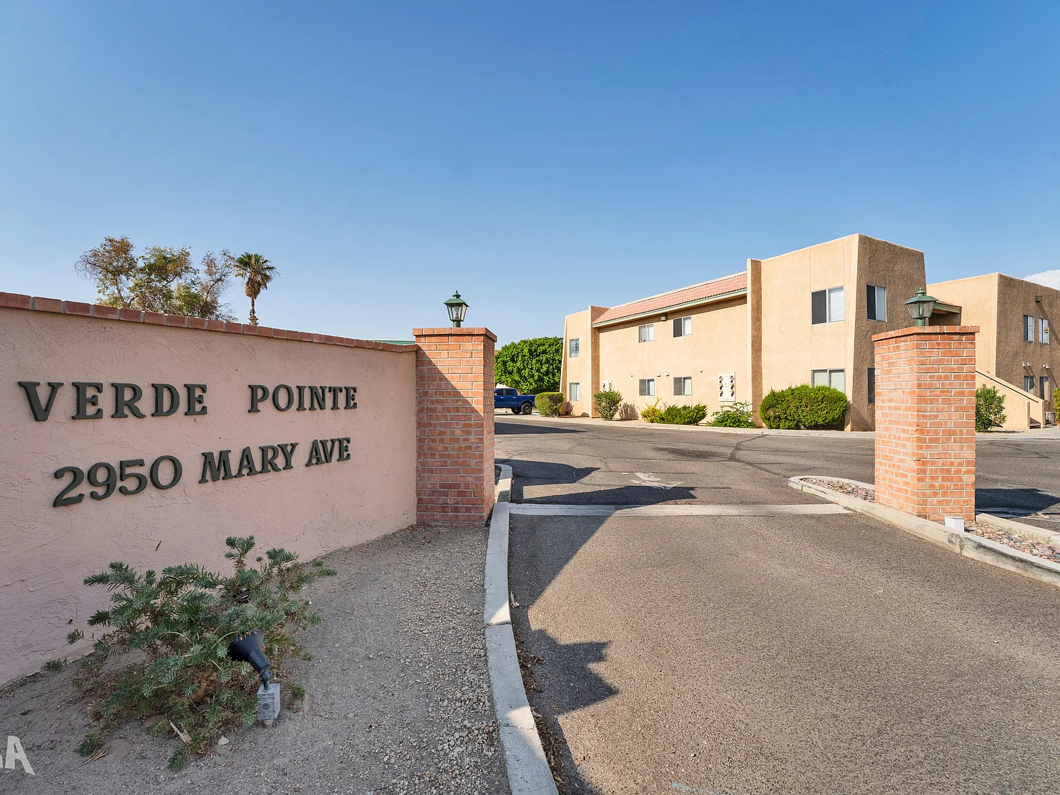 Verde Point Apartments — Photo 1