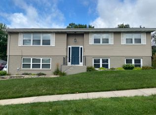 609 Westgate St, Iowa City, IA 52246