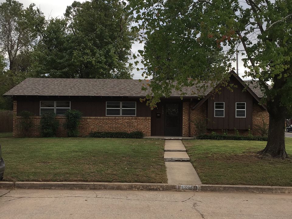 1st image of 1730 Oakwood Dr