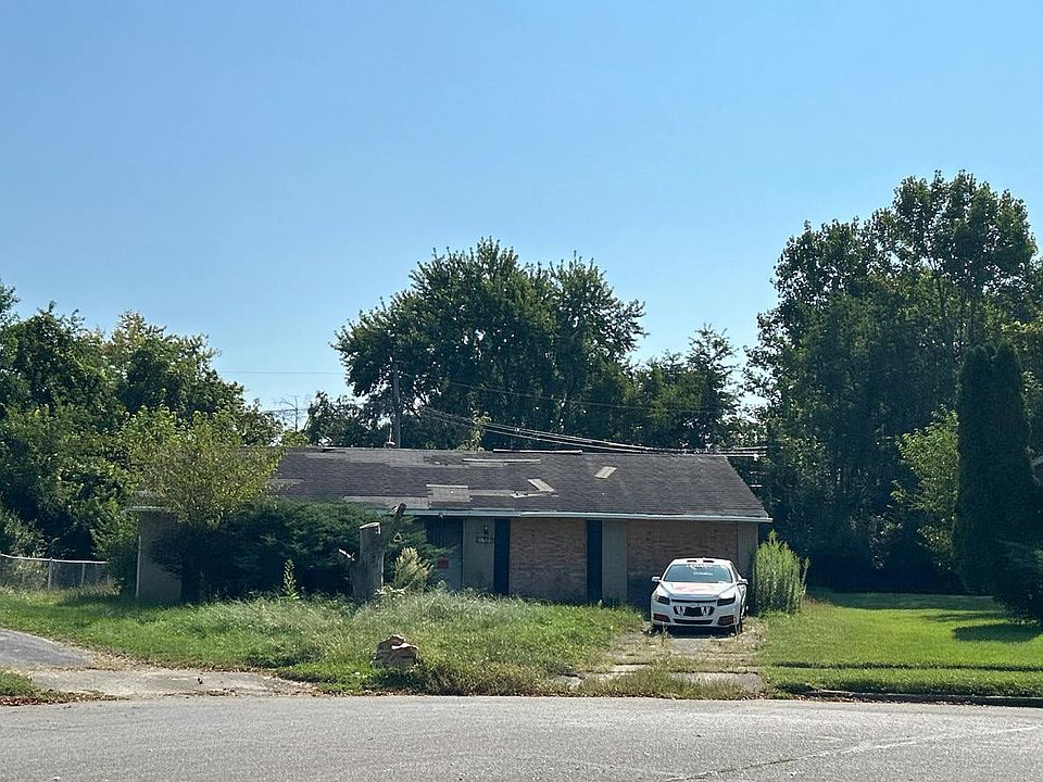 1st image of 2642 Chelford Ct