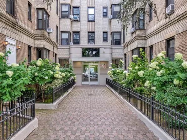 260 Ocean Parkway image 1 of 18