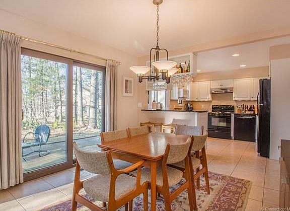 4th image of 23 Cottonwood Dr #23