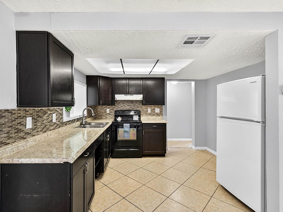 1st image of 3336 Kimberly Oaks Dr