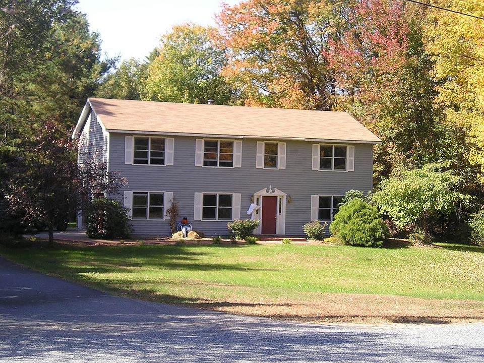 1st image of 26 Carolyn Ln
