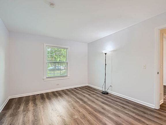 5th image of 1254 Plum Tree Ct APT B1
