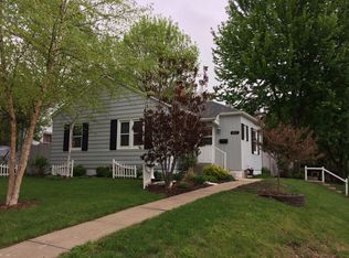 2057 37th St, Rock Island, IL