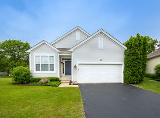 63 W Vandermeer Dr, Antioch, IL 60002