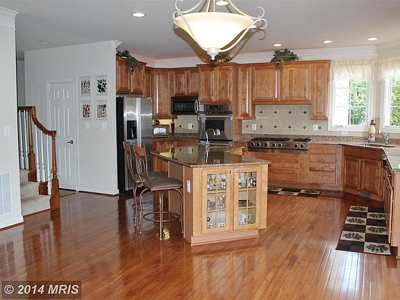 3rd image of 1313 Willow Chase Dr