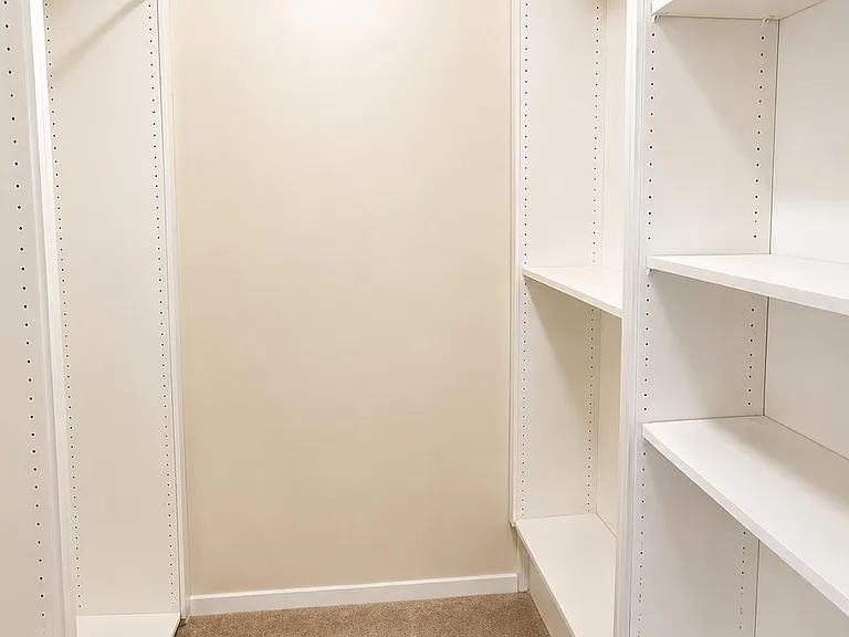 865 Blue Ridge Cir — Photo 14