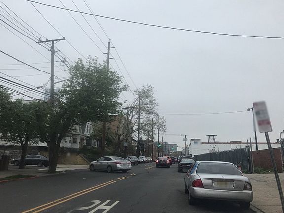 5th image of 171 Baldwin Ave
