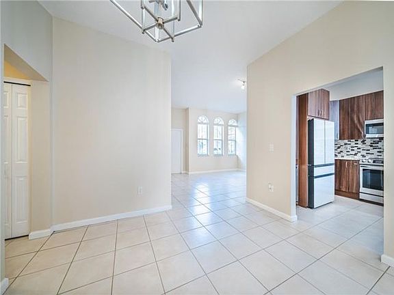 4th image of 13781 N Garden Cove Cir