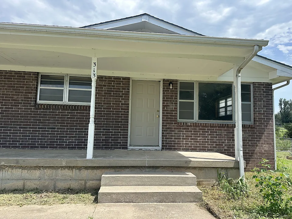 313 E Grandview Dr