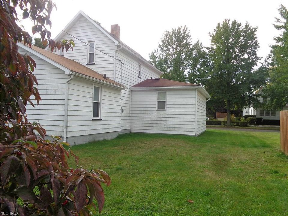 2nd image of 207 Regent St