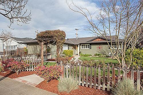 1st image of 5020 Redstone Dr