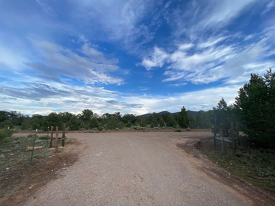 2nd image of 15 Morningstar Cir