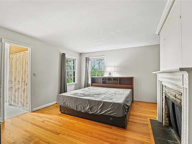 102 Corson Pl — Photo 24